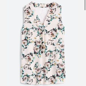 Lace back floral tank